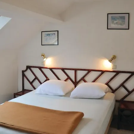 Bohon/durbuy With Outdoor Swimming Pool 222 Апартаменты *